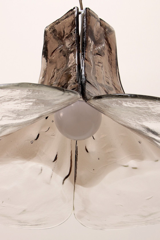 Image 1 of Wunderschöne Hängelampe aus weiß/braunem Eisglas von J. T. Kalmar für Kalmar, 1960