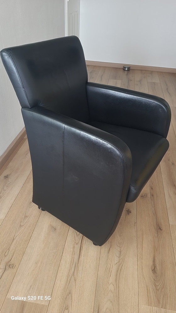 Image 1 of Robuster Rolf Benz Tisch2.60X1.20 mit passenden schwarzen Lederstühlen