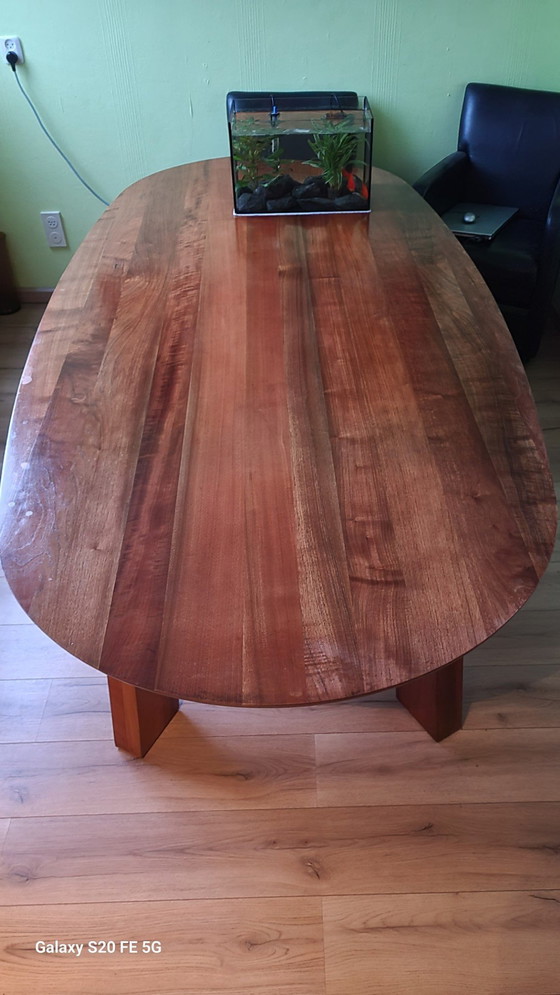 Image 1 of Robuster Rolf Benz Tisch2.60X1.20 mit passenden schwarzen Lederstühlen