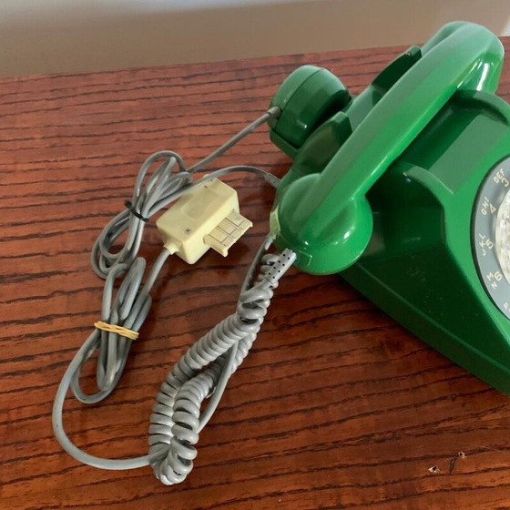 Image 1 of Telefon mit Wählscheibe S63 grün