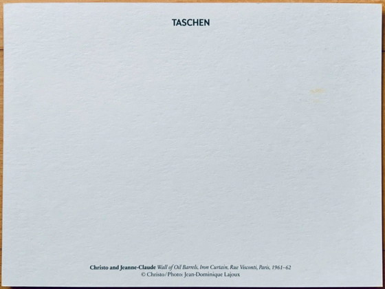 Image 1 of Christo & Jeanne-Claude - Wand aus Ölfässern