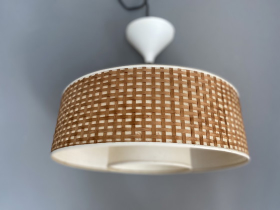 Image 1 of Vintage Dänische Hängeleuchte Rattan Stoff