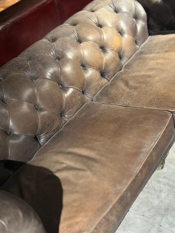 Image 1 of Chesterfield Sofa Izgs