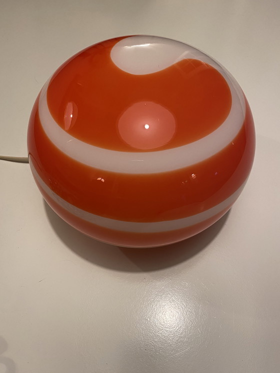 Image 1 of Ilu di Vetro Wirbel-Tischlampe