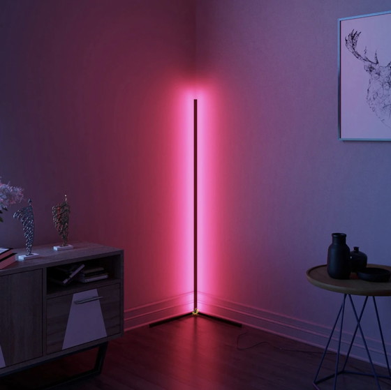 Image 1 of Led Hoeklampe