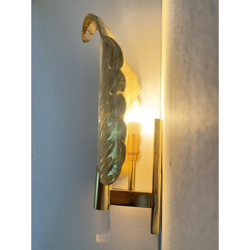 Satz von zwei Mid Century Modern Blattgold Muranoglas Wandleuchter