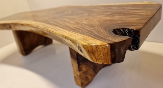 Image 1 of Epoxy Couchtisch/Bank Suar Holz