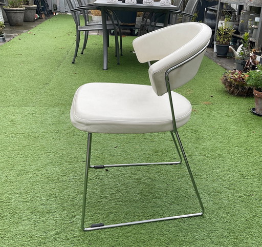 4 Esszimmerstühle im italienischen Calligaris-Design