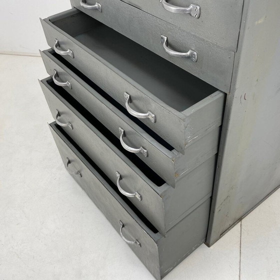 Image 1 of Industrielle Metallkommode im Vintage-Stil, Tschechoslowakei 1950