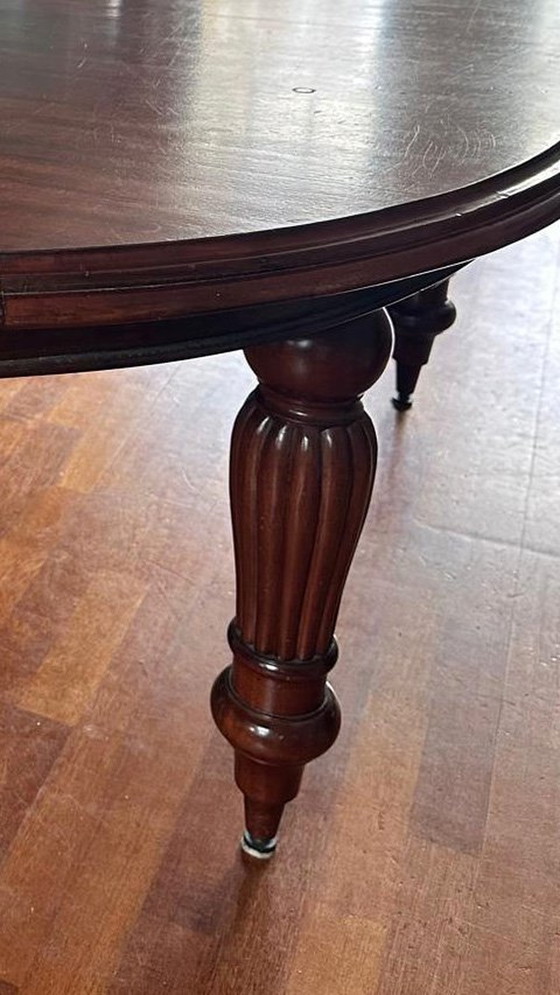 Image 1 of Vintage Mahagoni Oval Esstisch