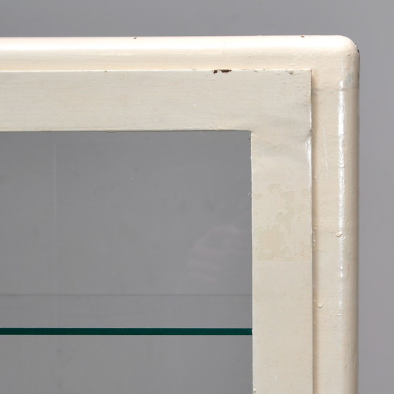 Image 1 of Eisen Medizinschrank aus der Ukraine