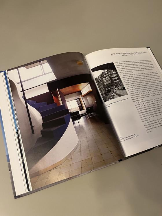 Image 1 of Taschen Le Corbusier -Buch