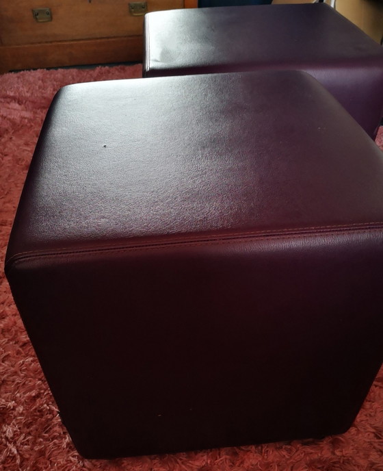 Image 1 of 2x Johanson auberginen-/lilafarbene Sitzpuffs