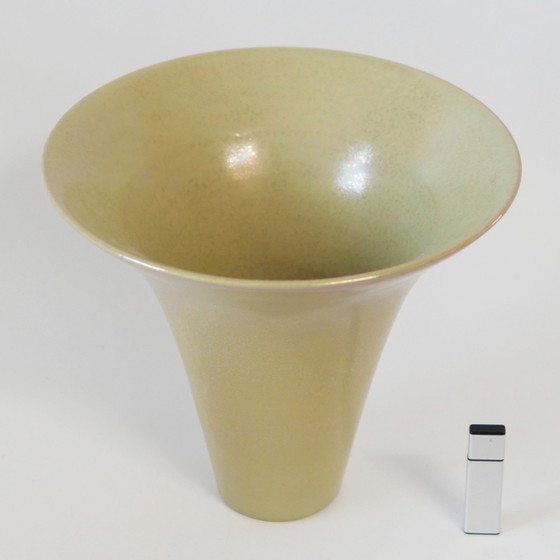 Image 1 of Mobach Trompetenvase in Goldglanzglasur