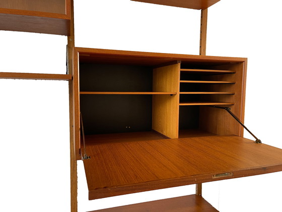 Image 1 of Royal System Wandsystem von Poul Cadovius