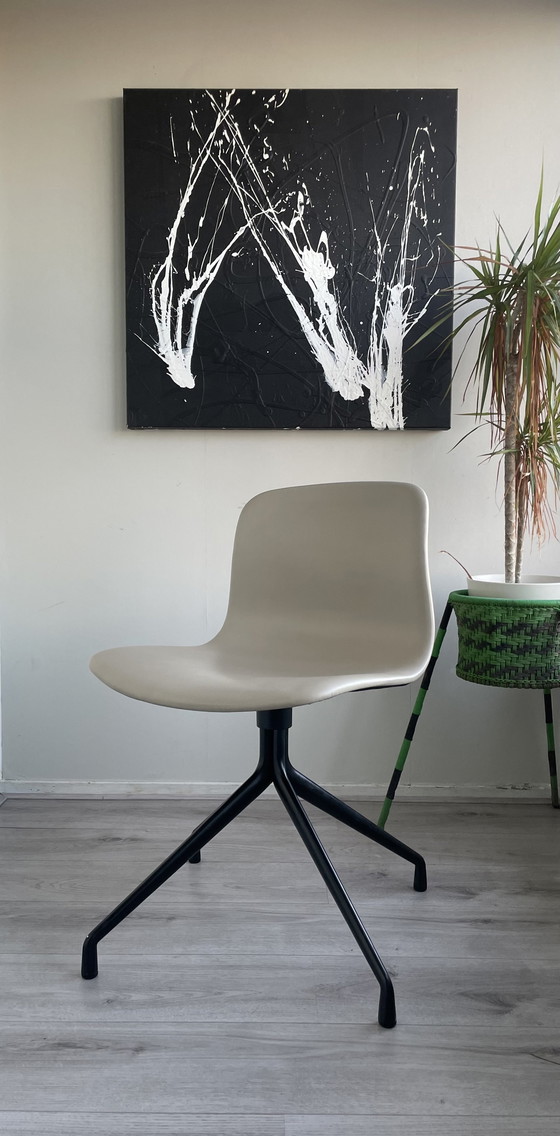 Image 1 of 4x HAY AAC11 Ledersessel, entworfen von Hee Welling