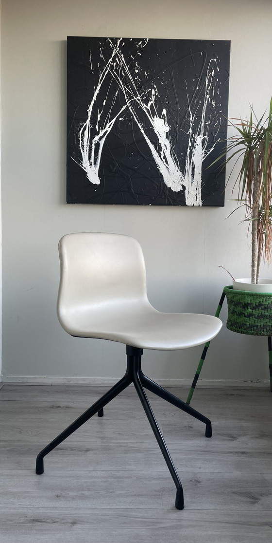 Image 1 of 4x HAY AAC11 Ledersessel, entworfen von Hee Welling