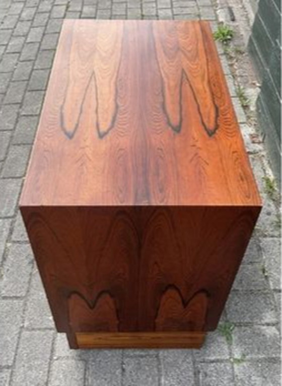 Image 1 of Kommode mit 4 Schubladen aus Palisanderholz mit schöner Optik