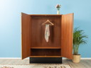 Kleiderschrank aus der Mitte des Jahrhunderts
