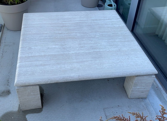 Image 1 of Couchtisch aus Travertin