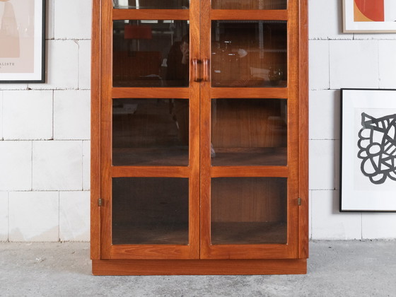 Image 1 of Kathedralenförmige Vitrine aus Teakholz