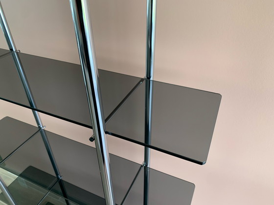 Image 1 of Vintage-Display Chrom