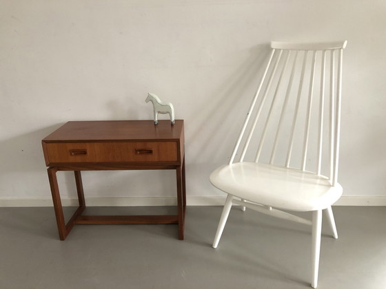 Image 1 of Edsby Explore Stuhl Mademoiselle von Ilmari Tapiovaara