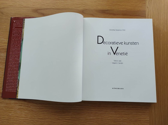 Image 1 of Dekorative Kunst in Venedig