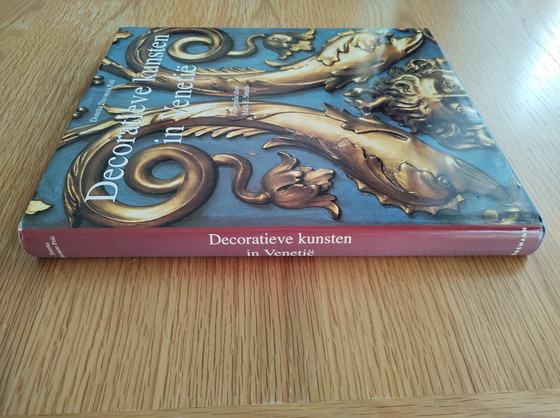 Image 1 of Dekorative Kunst in Venedig