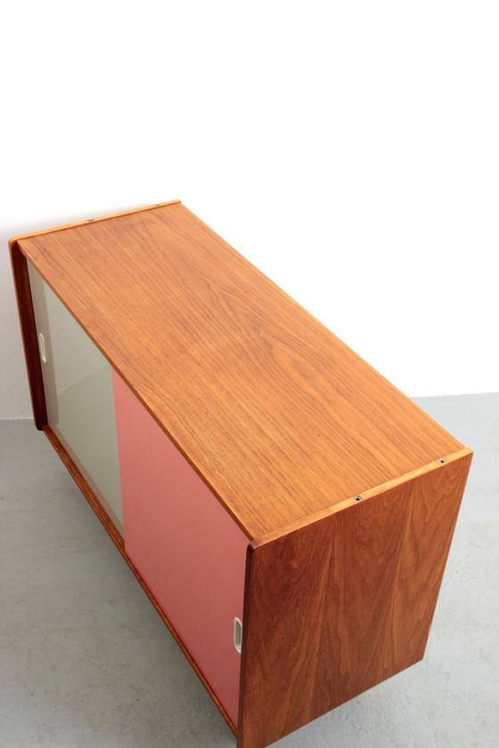 Image 1 of Vintage Anrichte U-452