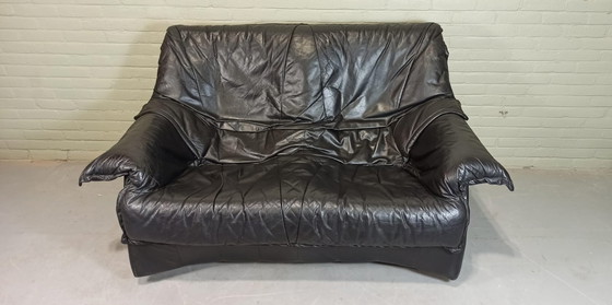 Image 1 of Vintage schwarze 2-Zits-Bank