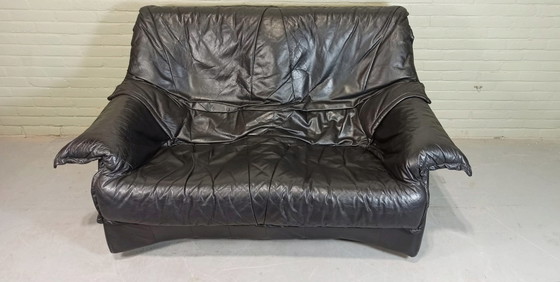 Image 1 of Vintage schwarze 2-Zits-Bank