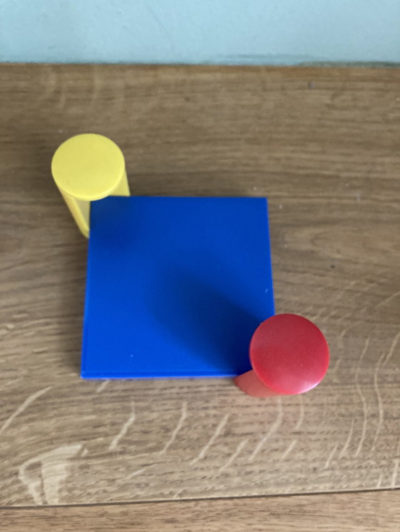 Image 1 of Set mit Schreibtischzubehör im Memphis -Stil von Tino