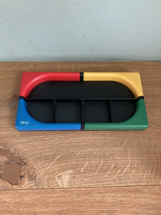 Image 1 of Set mit Schreibtischzubehör im Memphis -Stil von Tino