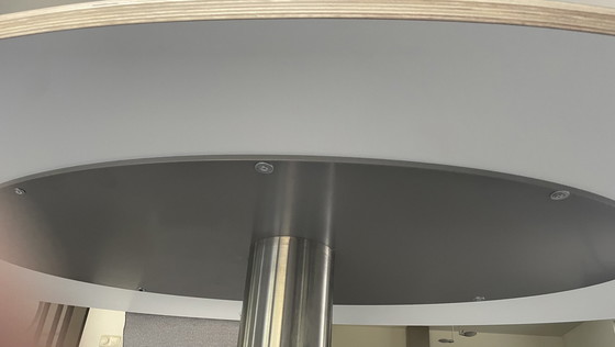 Image 1 of Moderner Esstisch