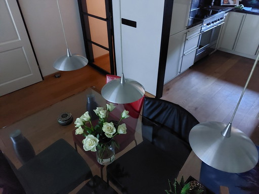 Hängelampe mit drei Schirmen