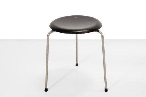 Früher schwarzer Arne Jacobsen DOT 3170 Hocker