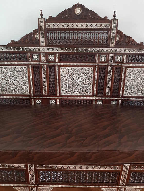 Image 1 of Einzigartiges Hartholzsofa mit Perlmutt