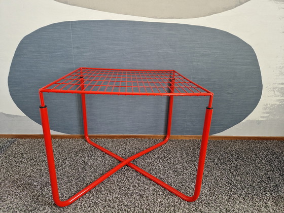 Image 1 of Niels Gammelgaard Jarpen Couchtisch