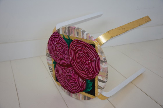 Image 1 of rosa Hocker