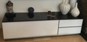 Spektraler TV-Schrank