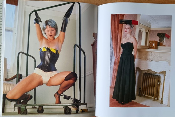 Image 1 of Taschen Eric Krolls Schönheitsparade