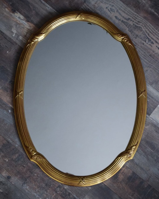 Image 1 of Großer ovaler Vintage Spiegel in Gold - DeKnudt, Belgien