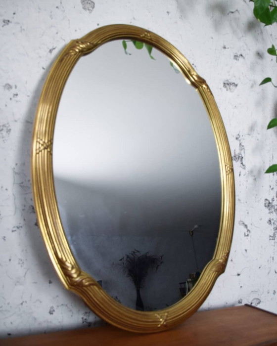 Image 1 of Großer ovaler Vintage Spiegel in Gold - DeKnudt, Belgien