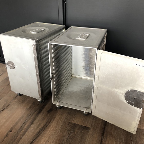 Image 1 of 2x Vintage Nachttisch für Flugcontainerflugzeuge