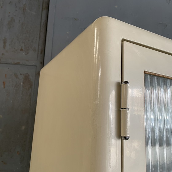 Image 1 of Deckers Medizinschrank