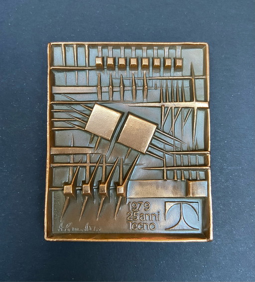 Arnaldo Pomodoro Bronzeplakette