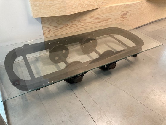 Image 1 of Industrieller Couchtisch aus Gusseisen