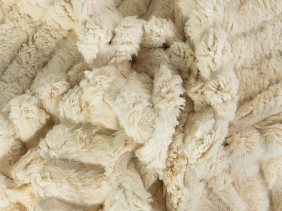 Image 1 of Dezenter cremefarbener Berberteppich