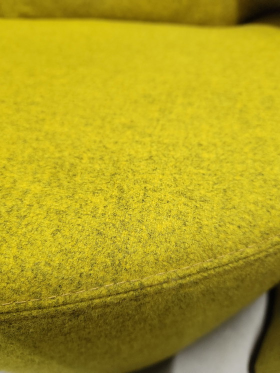 Image 1 of Werther Trick Divina Designer Drehsessel Chair mit Ottomane Gelb